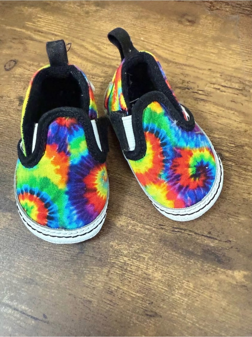 NWOT Vans Slip-On Shoes in Rainbow Tie-Dye Baby 'Crib Spiral Tie Dye'